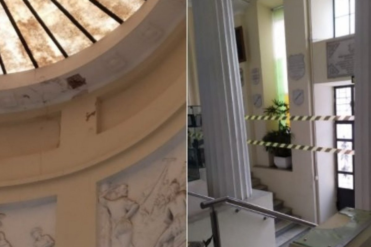 Pedaço do gesso do prédio do Instituto Geográfico e Histórico da Bahia desaba