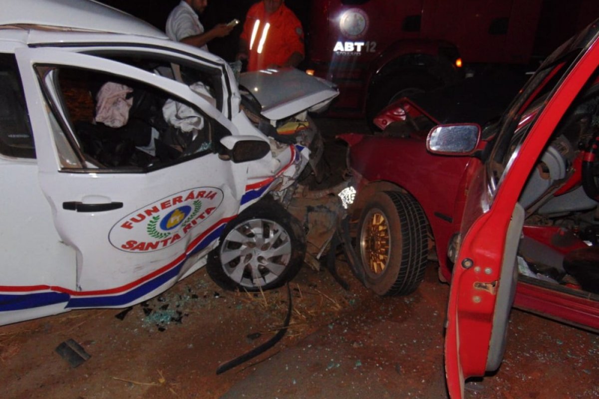 Batida entre veículos deixa feridos em rodovia do oeste da Bahia