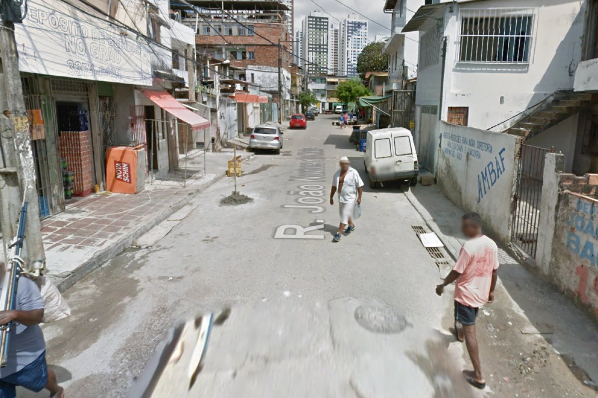 Jovem de 19 anos é morto a tiros na Boca do Rio