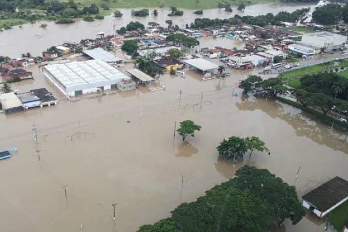 Cruz Vermelha São Paulo arrecada mantimentos para vítimas de enchentes na Bahia