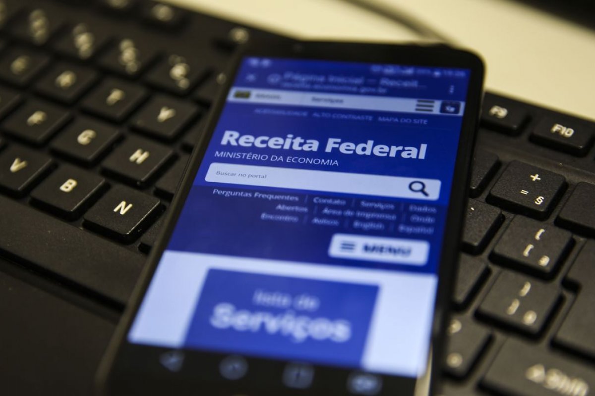 Receita paga nesta quinta-feira (30) lote residual de restituição a 174 mil contribuintes