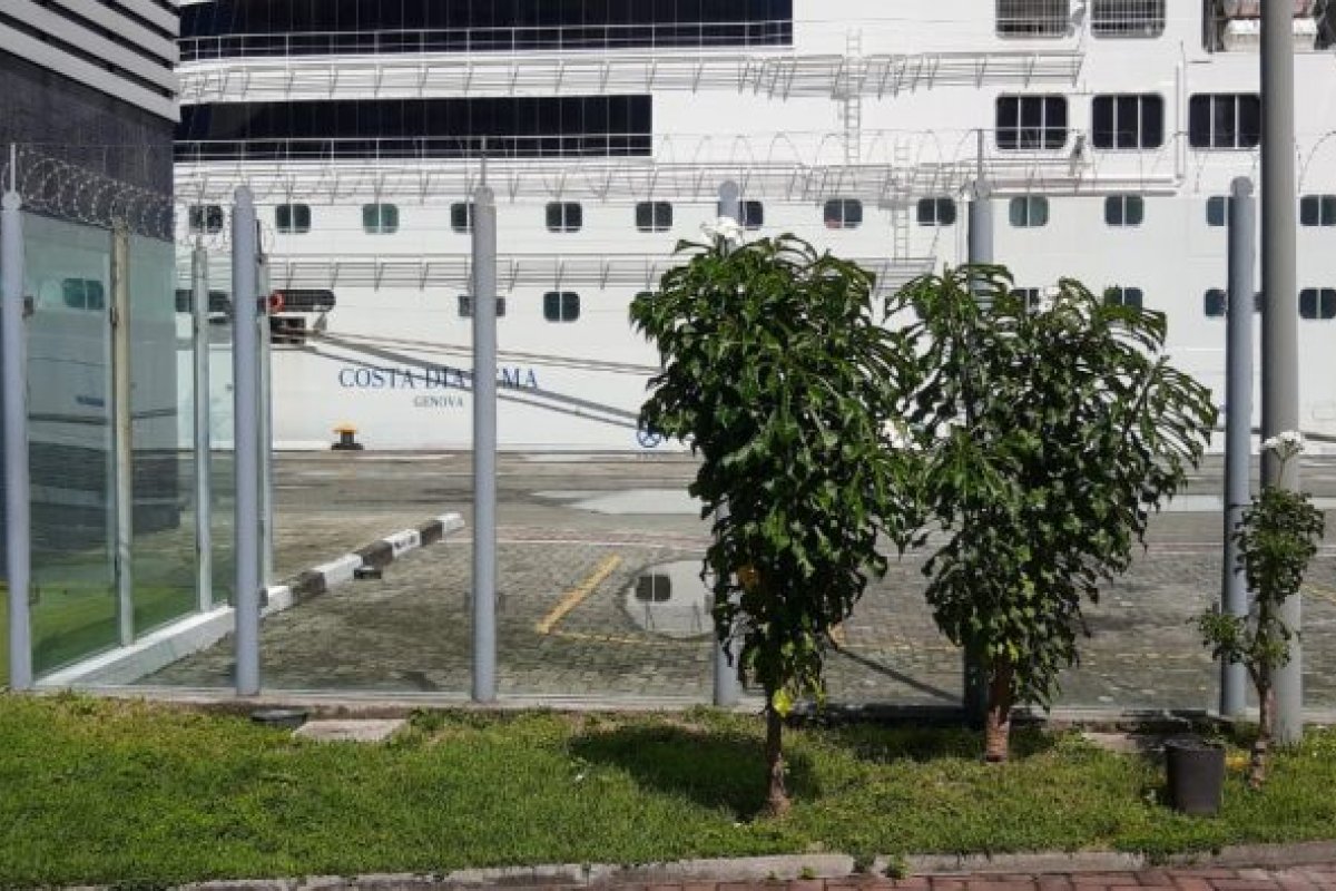 Cruzeiro chega em Salvador com 56 pessoas com Covid-19