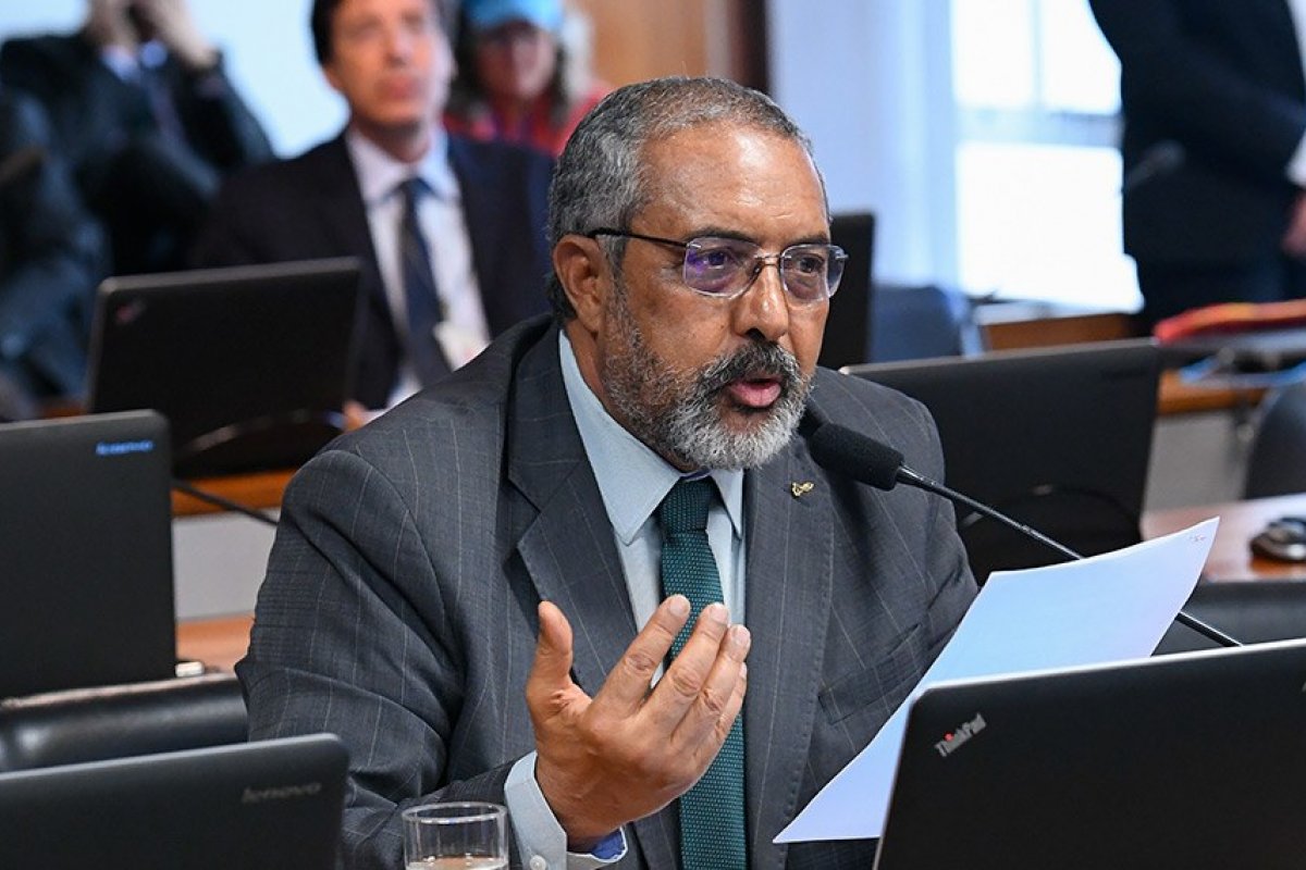 CAS aprova isenção de IR para aposentados acima dos 60 anos 