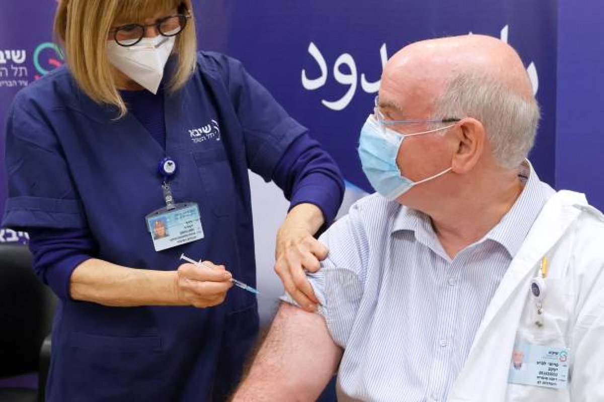 Israel considera aplicar 4ª dose de vacina contra a Covid-19
