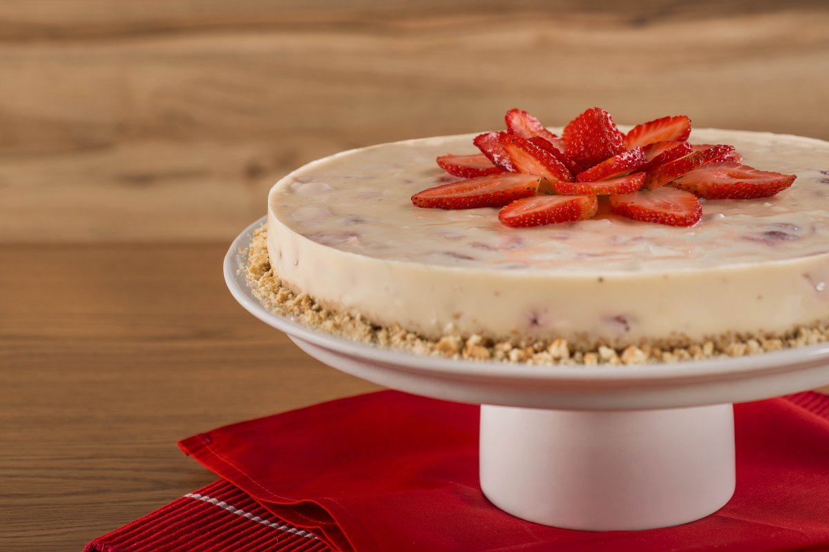 Torta Suprema de Morango: sobremesa para o Réveillon
