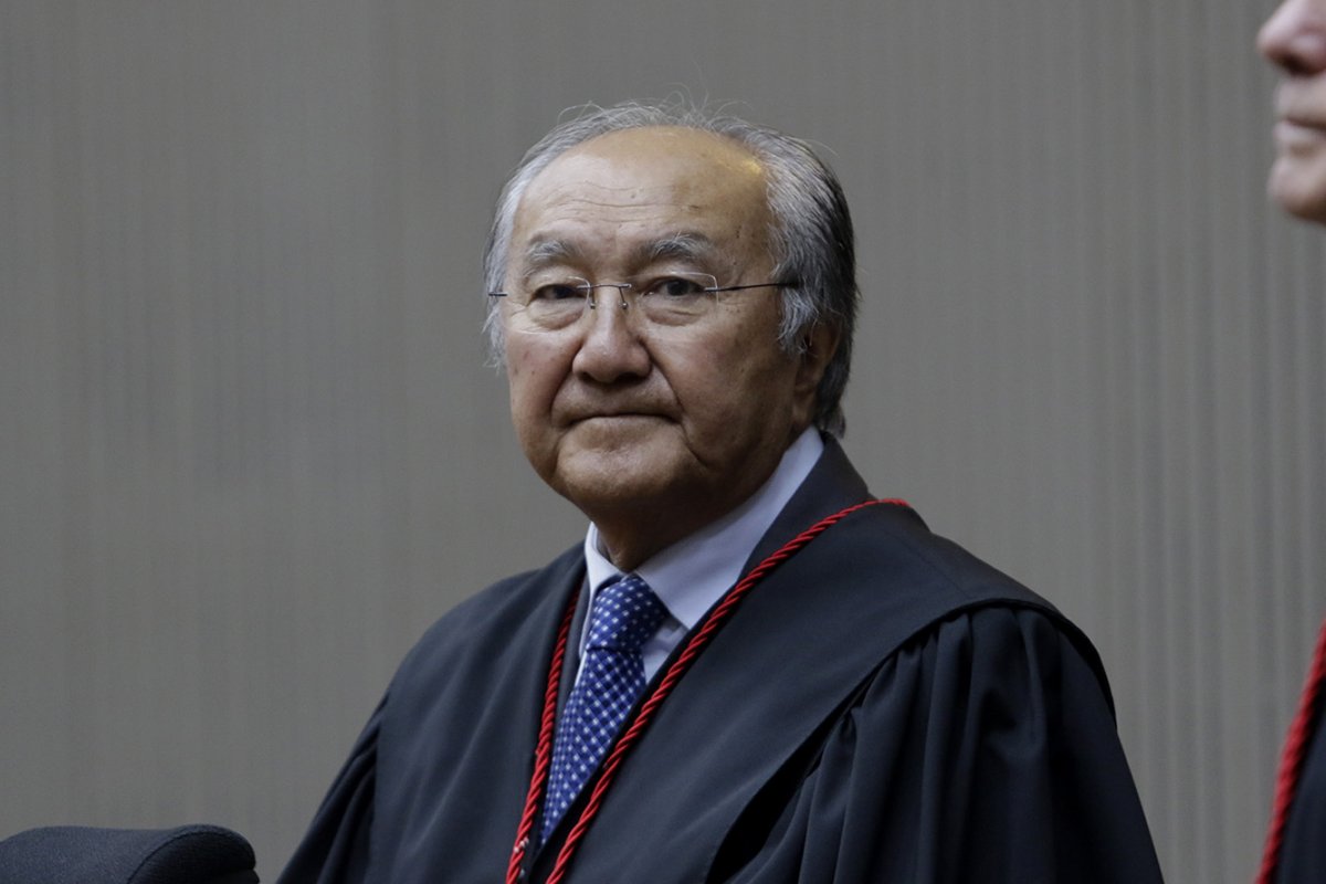 Desembargador multa policiais que se recusaram a receber presos em presídio de MT