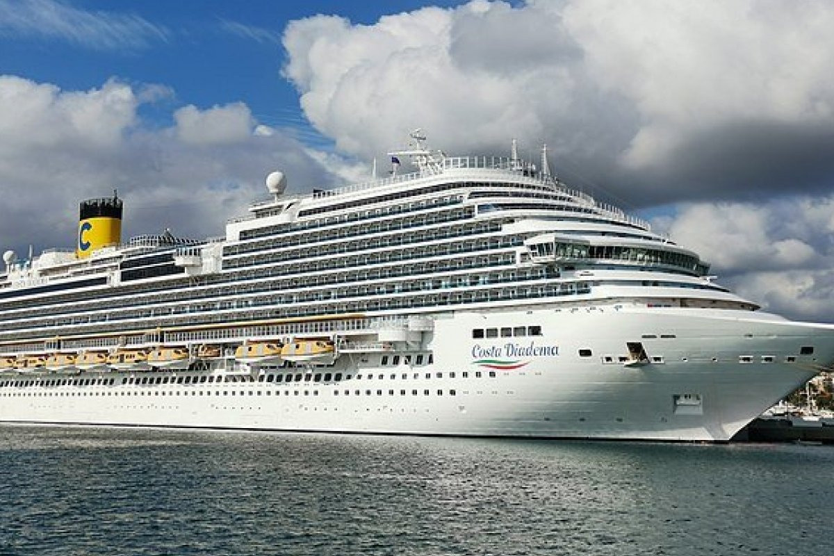 Sem previsão: navio com 68 pessoas infectadas com Covid não deve deixar Salvador