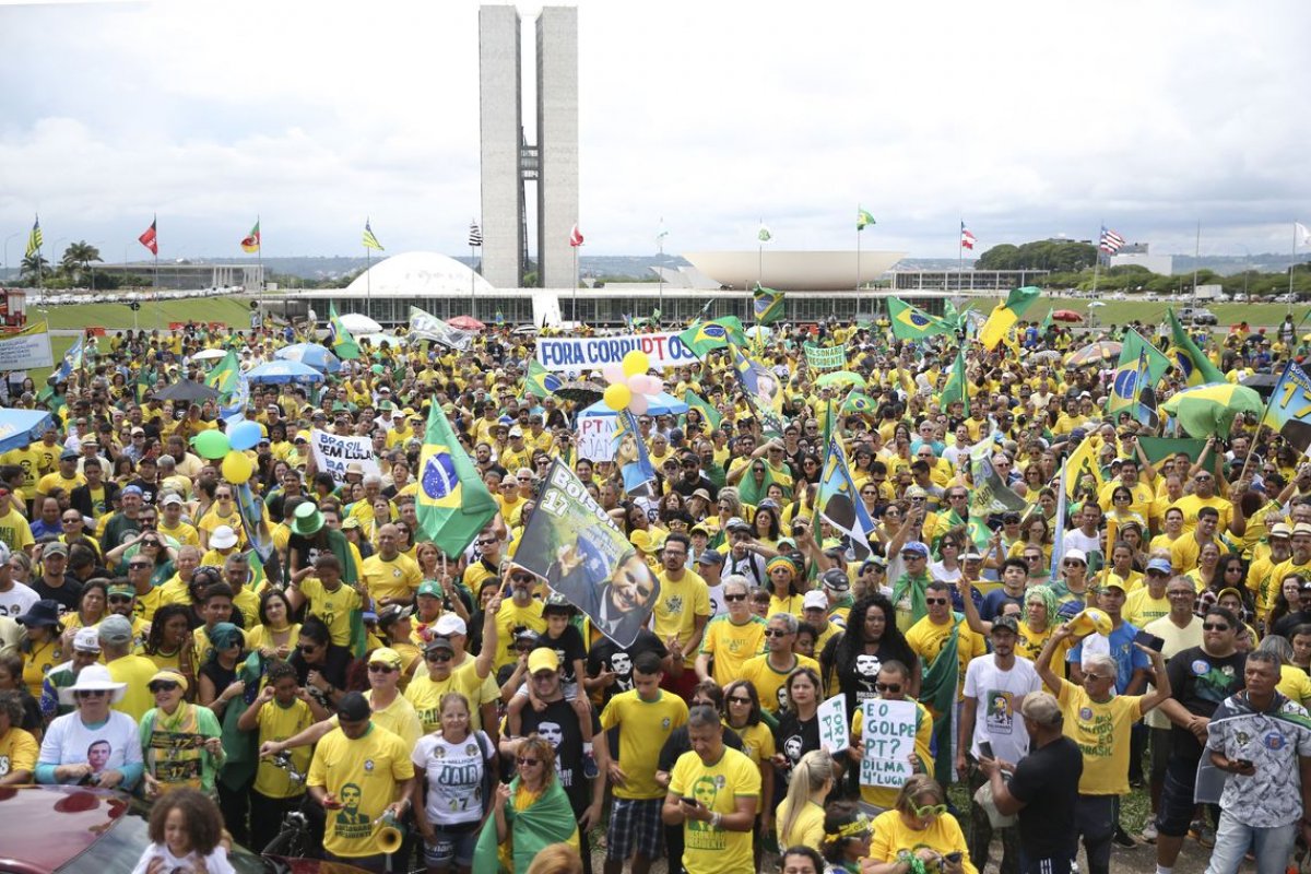 Movimentos pró governo acontecerão no próximo dia 10 de novembro