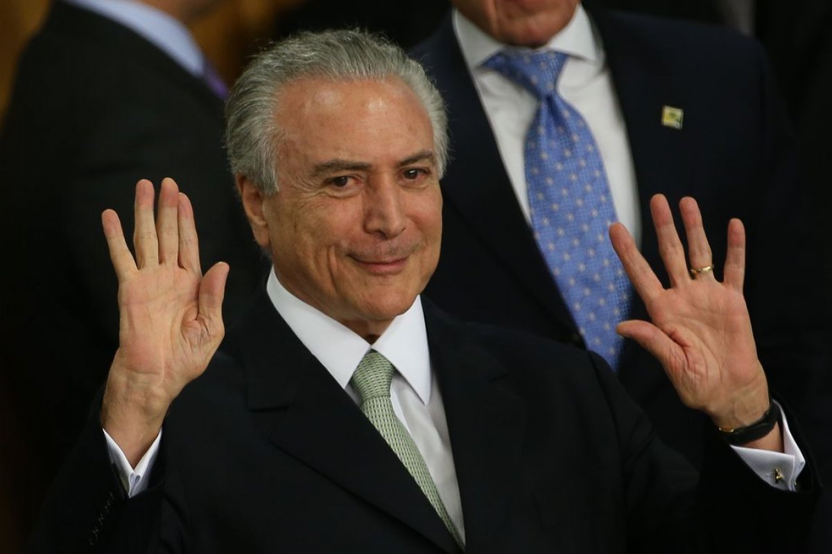 Próximo presidente precisa pacificar o país, declara Michel Temer