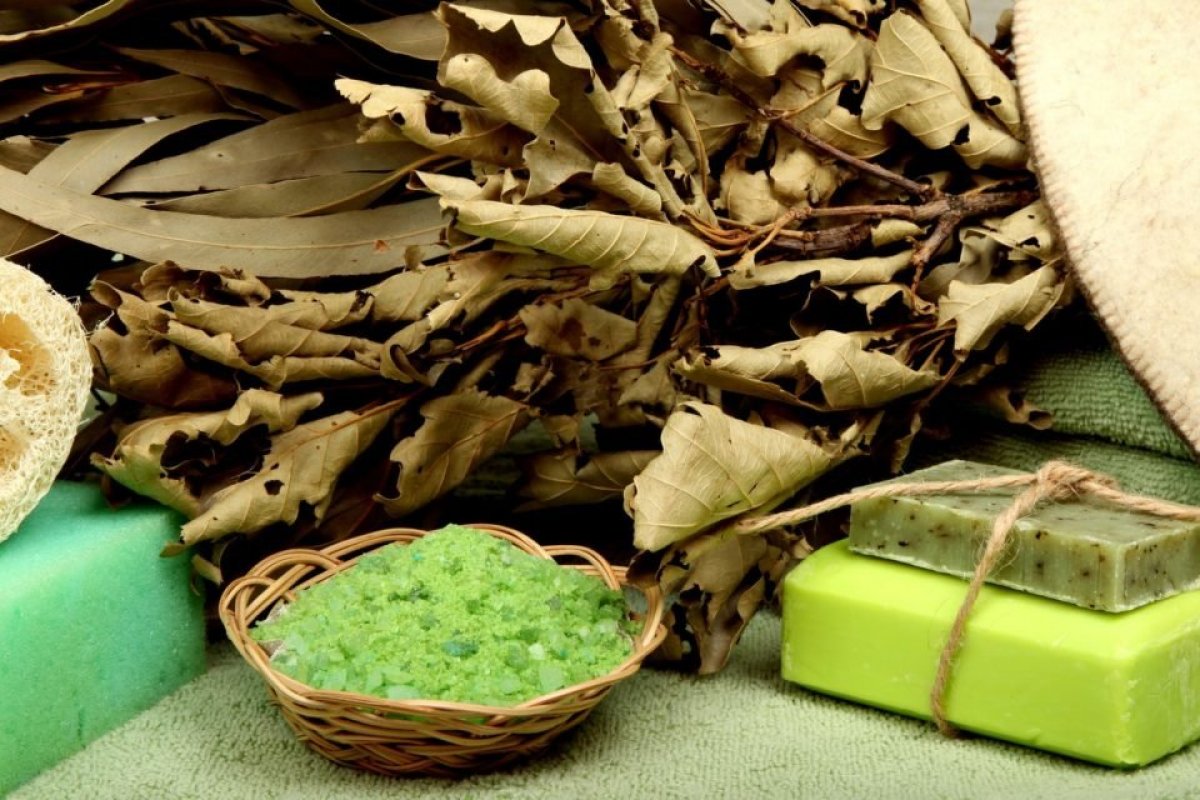 Banhos especiais de ano-novo: soluções que prometem limpeza energética para começar 2022