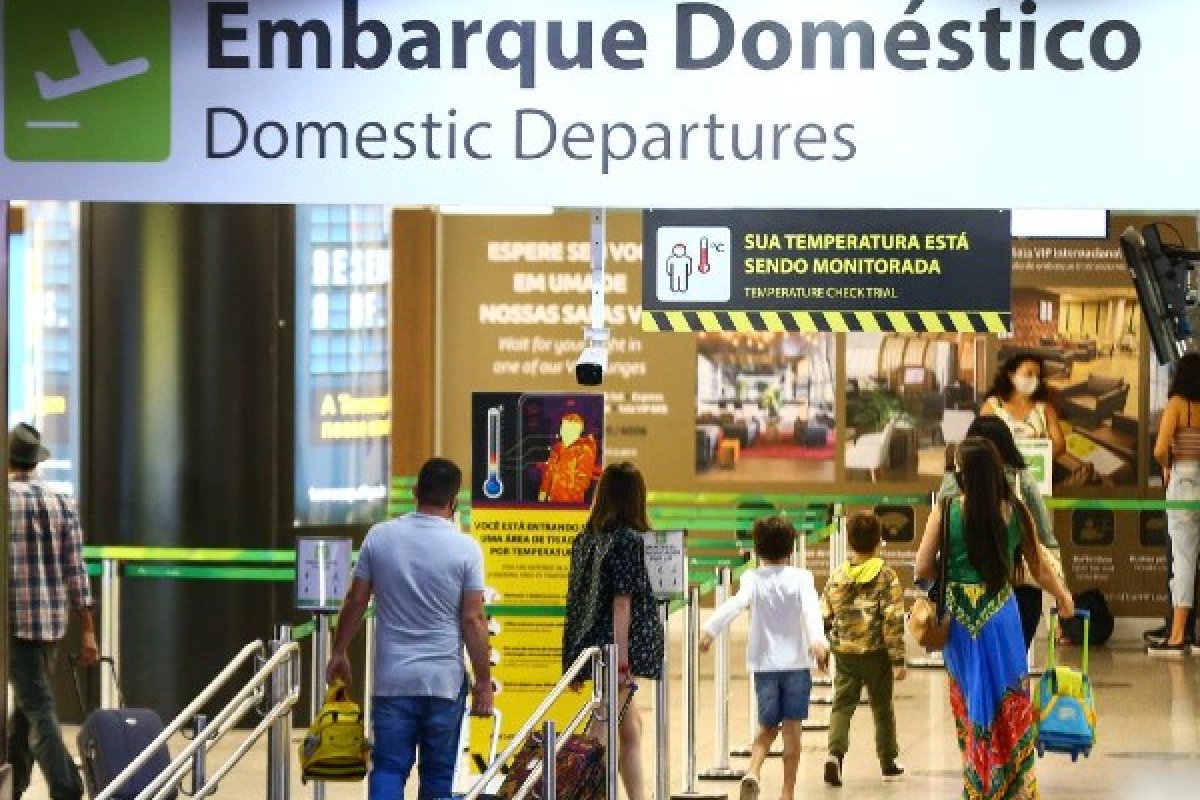 Número de passageiros da Infraero sobe 44% em 2021