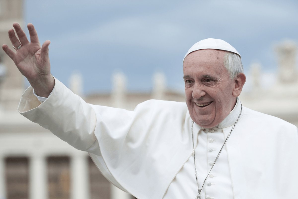 "Precisamos de paz”, afirma Papa Francisco em mensagem de Ano Novo