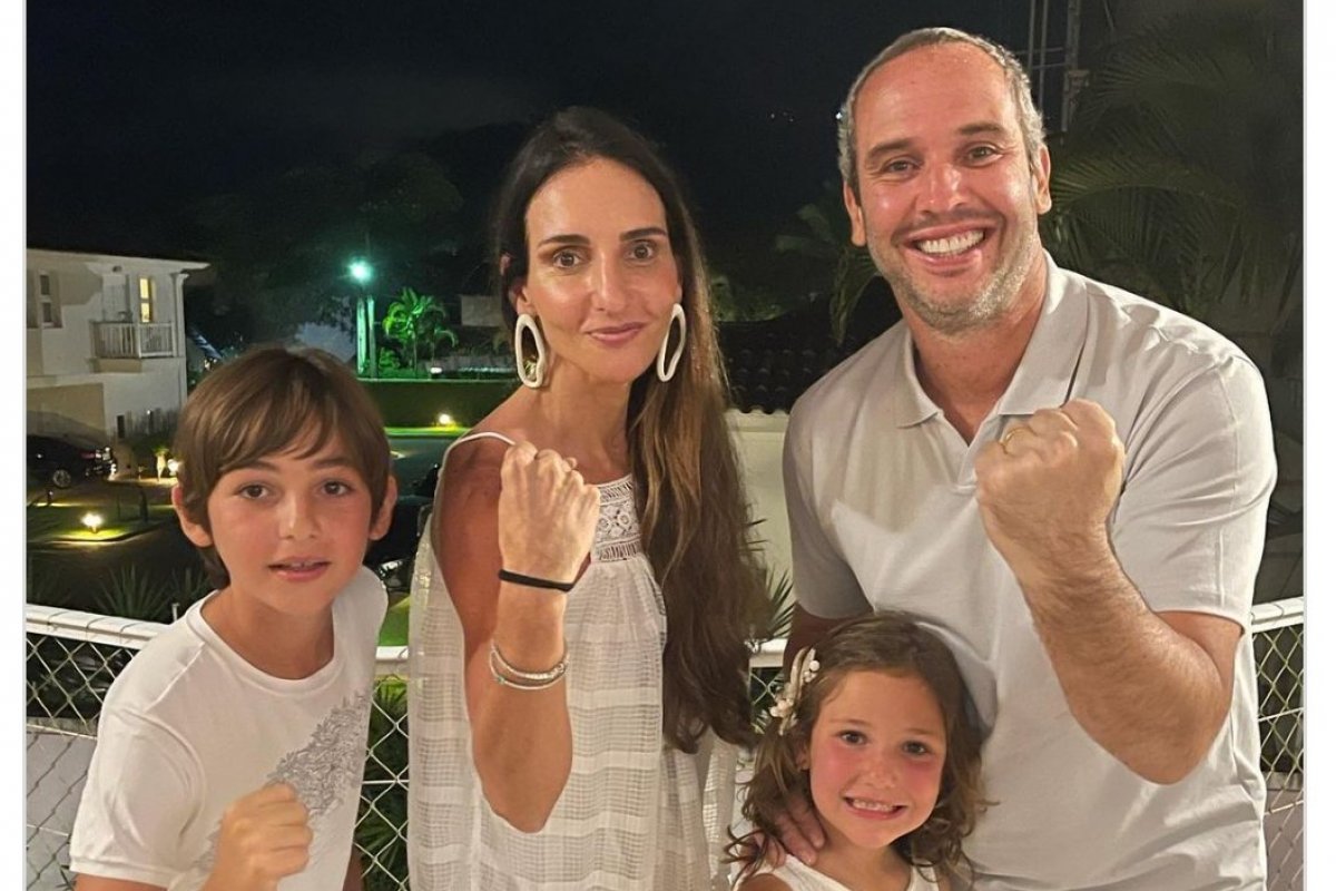 Caio Ribeiro posta foto com a família e fala sobre cura do câncer