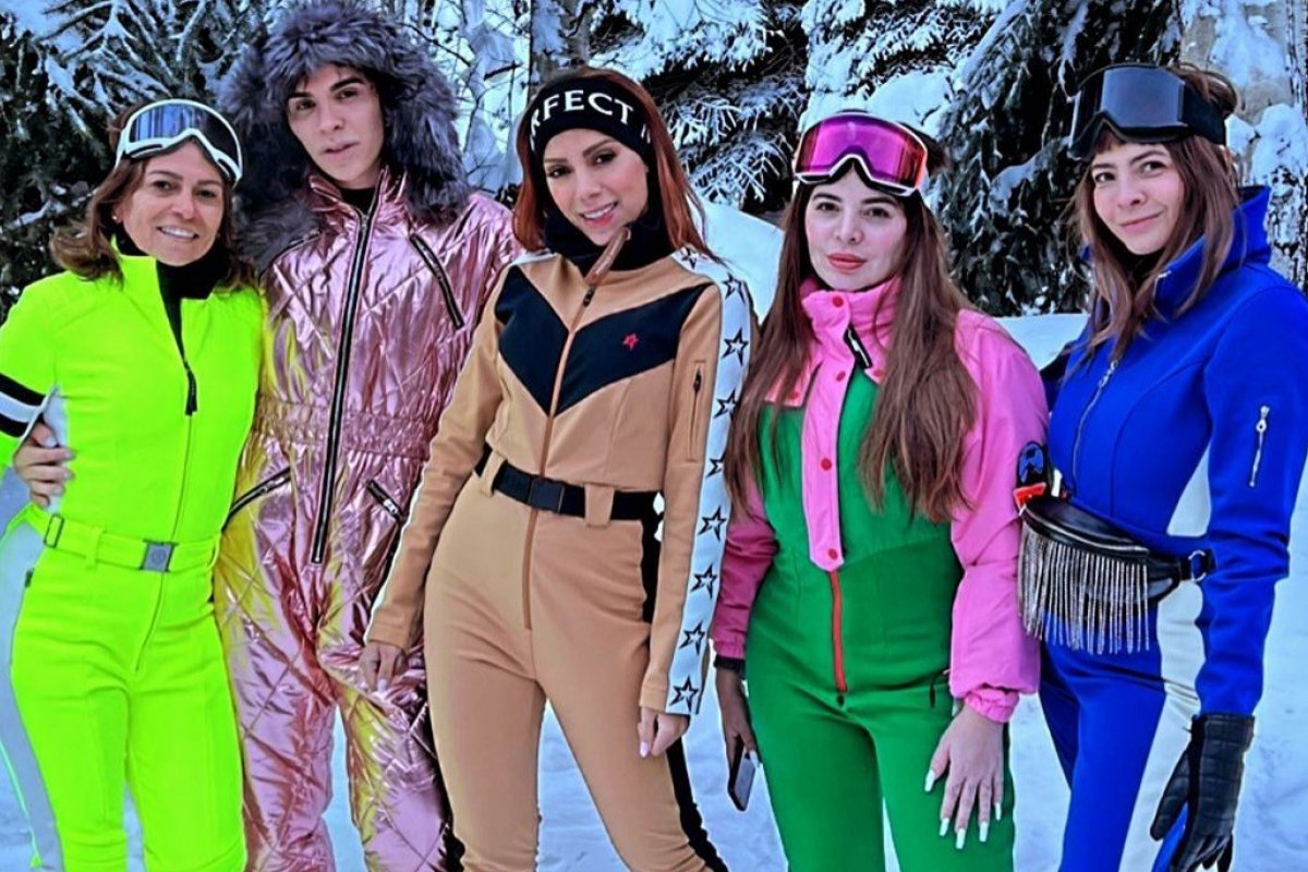 Após se apresentar no Réveillon de Miley Cyrus, Anitta vai a Aspen com GKay e influencers