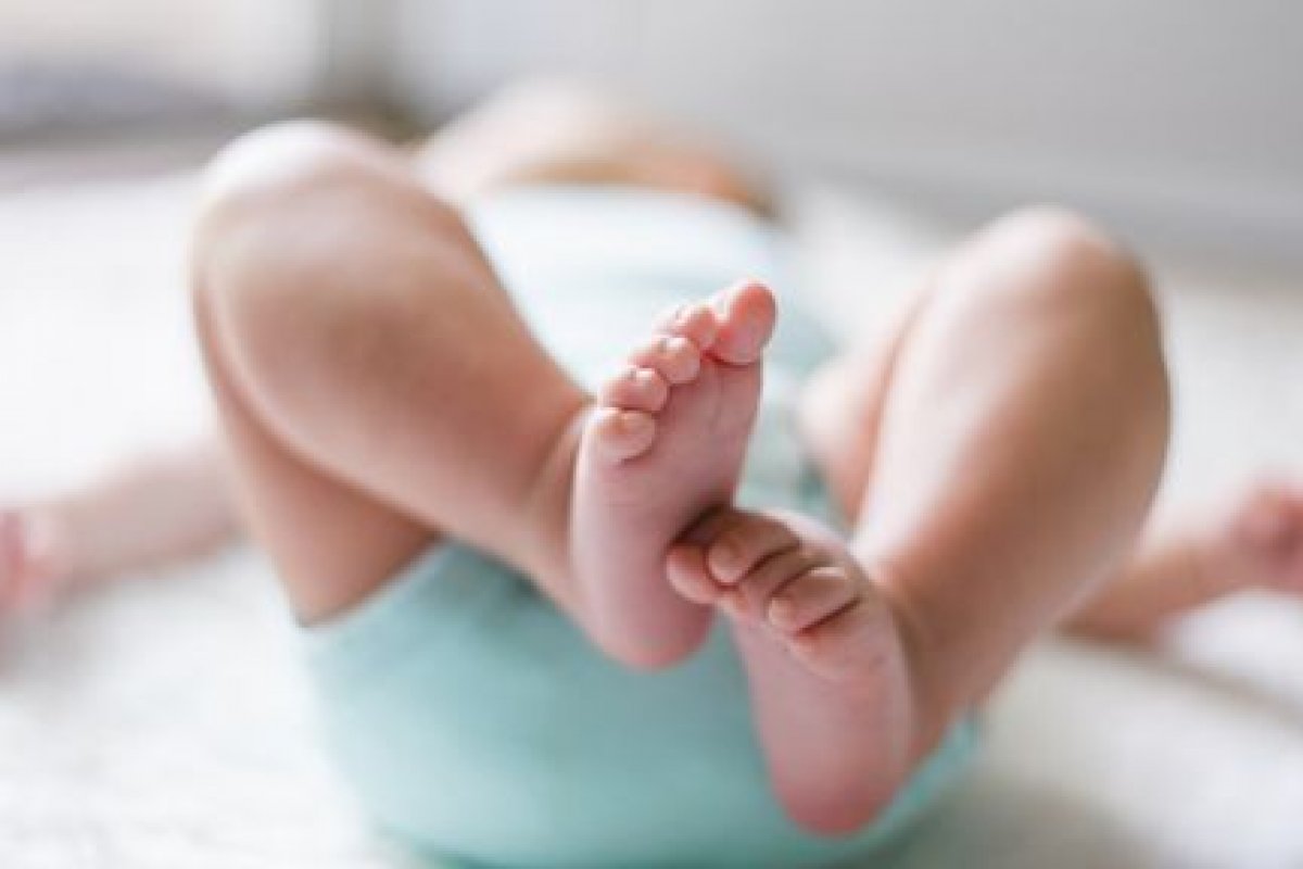 Bebê de 2 meses é encontrado sozinho no balneário Brejatuba, no Litoral do Paraná