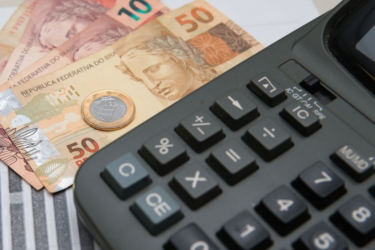 Projeção da Selic para fim de 2022 permanece em 11,25% ao ano