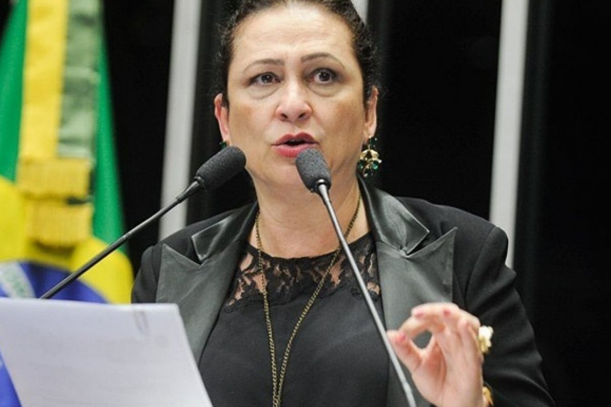 Katia Abreu pede remoção de Dallagnol do comando da Lava Jato