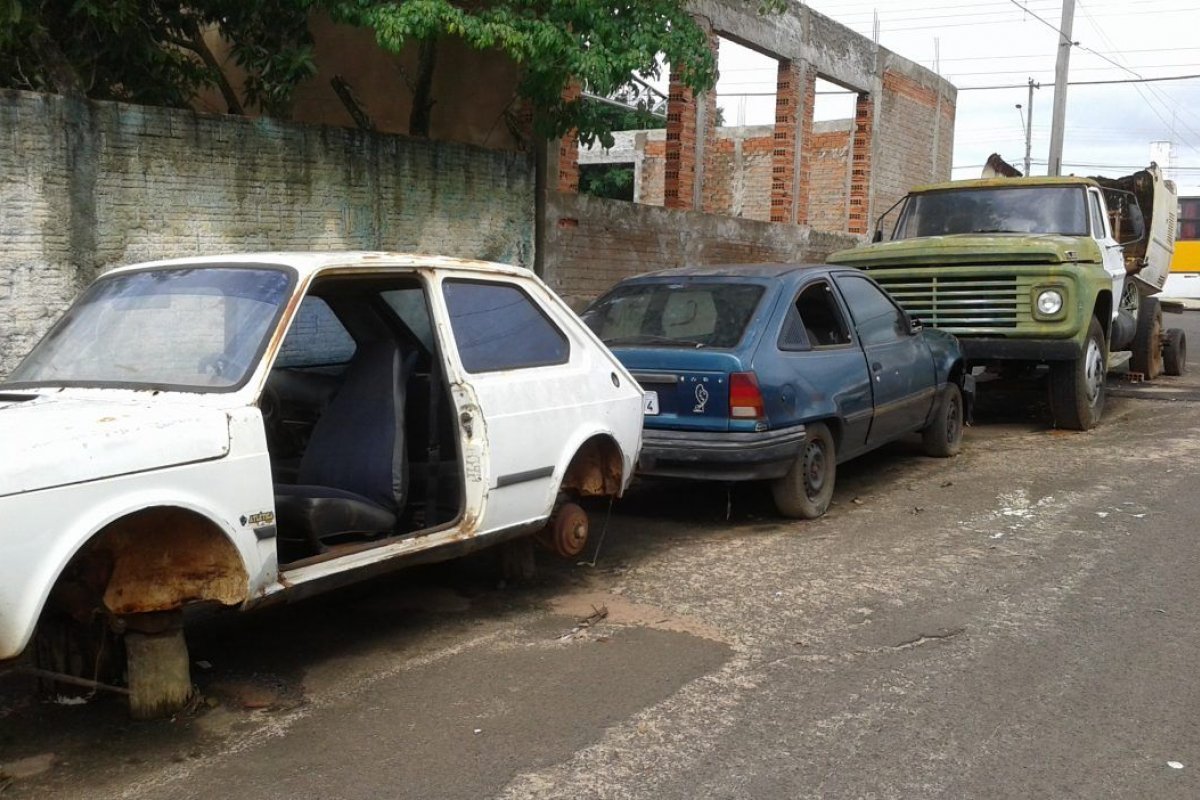 Operação remove 845 carros das ruas de Salvador em 2021