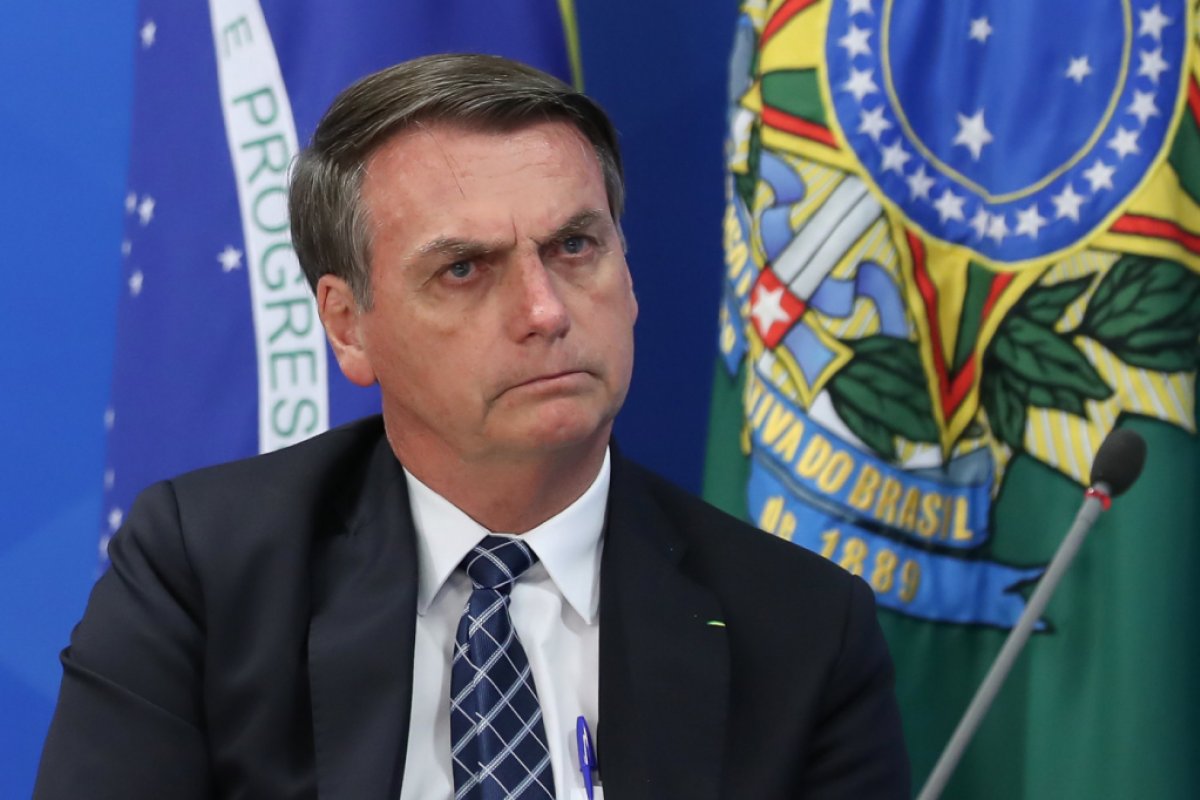 Saída de Bolsonaro do PSL passa por solução jurídica