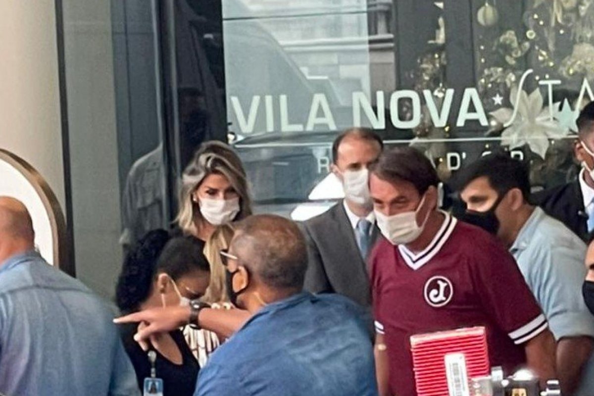 Vídeo: Bolsonaro diz que Ivete está chateada porque acabou "teta da rouanet"  