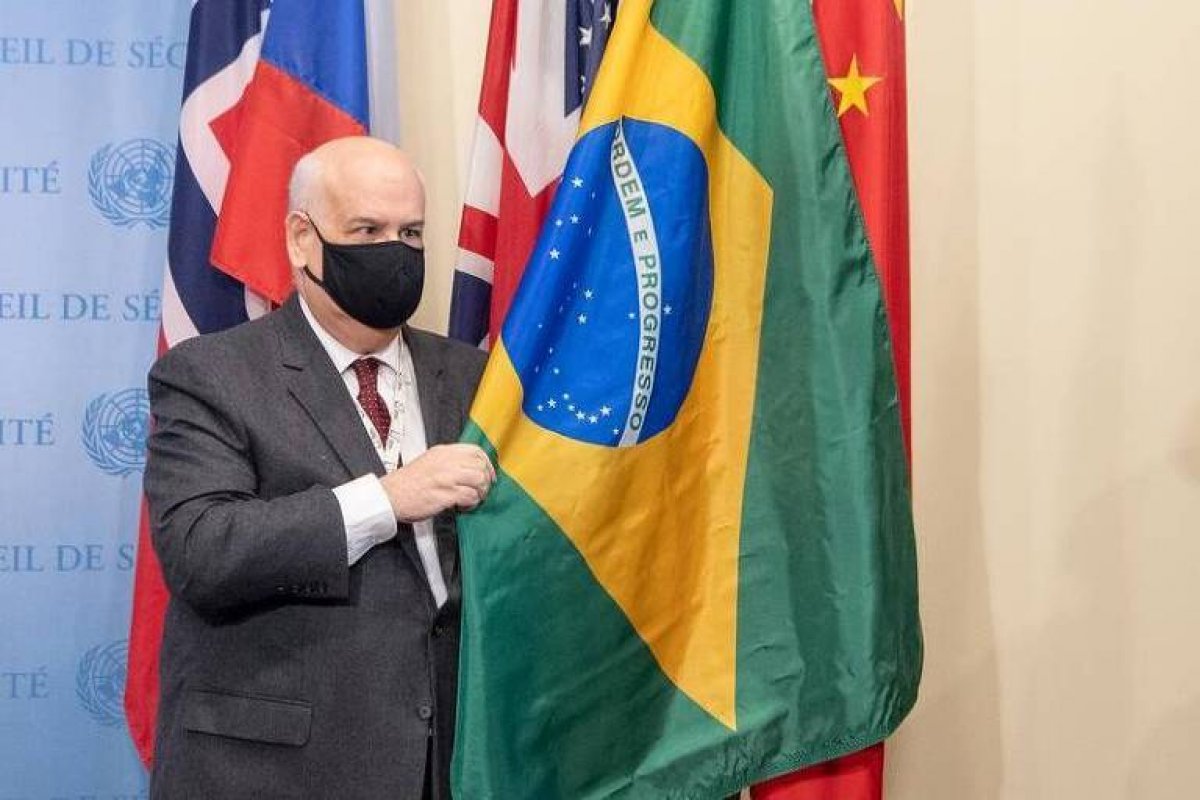 Governo paga R$ 3,64 bilhões da dívida com órgãos internacionais