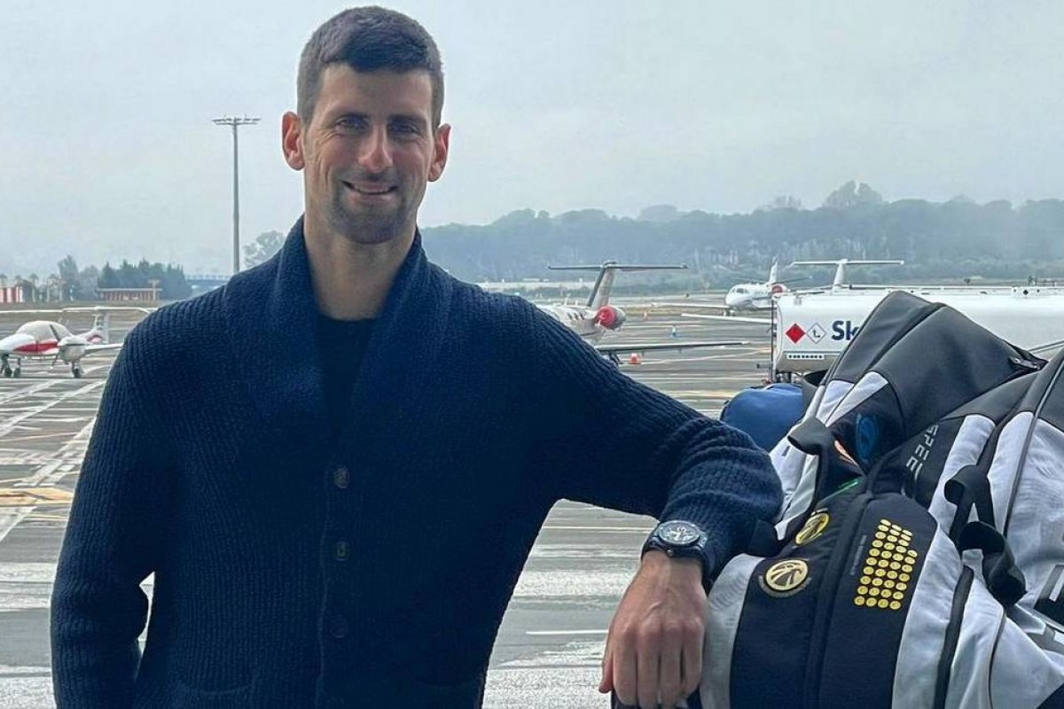 Djokovic tem visto negado e é deportado da Austrália por não estar vacinado contra a Covid-19