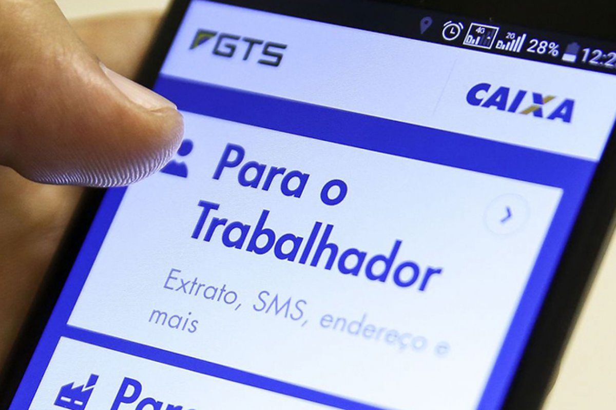 Saque-aniversário do FGTS pode superar R$ 22 bilhões em 2022