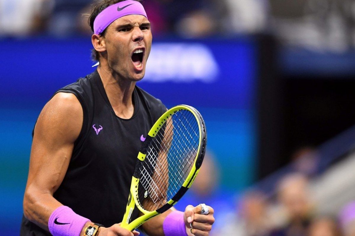 Nadal diz 'sentir muito' por Djokovic ser barrado de entrar na Austrália