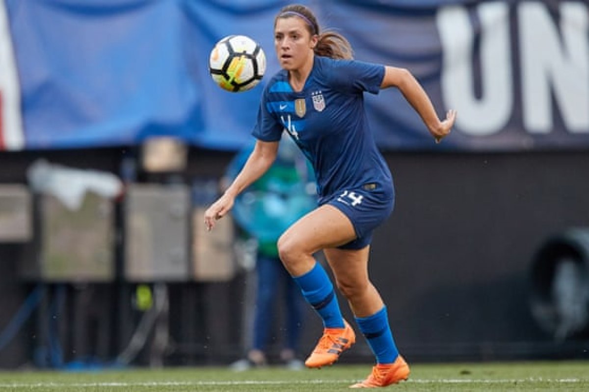 Torcedor é banido de estádio após ato desrespeitoso contra jogadora