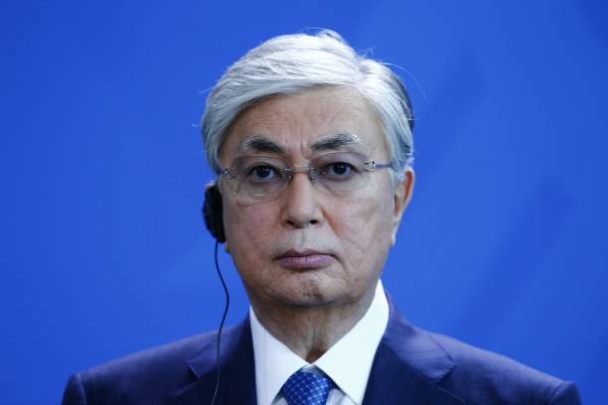 Presidente do Cazaquistão autoriza polícia a 'atirar para matar sem aviso prévio' contra manifestantes