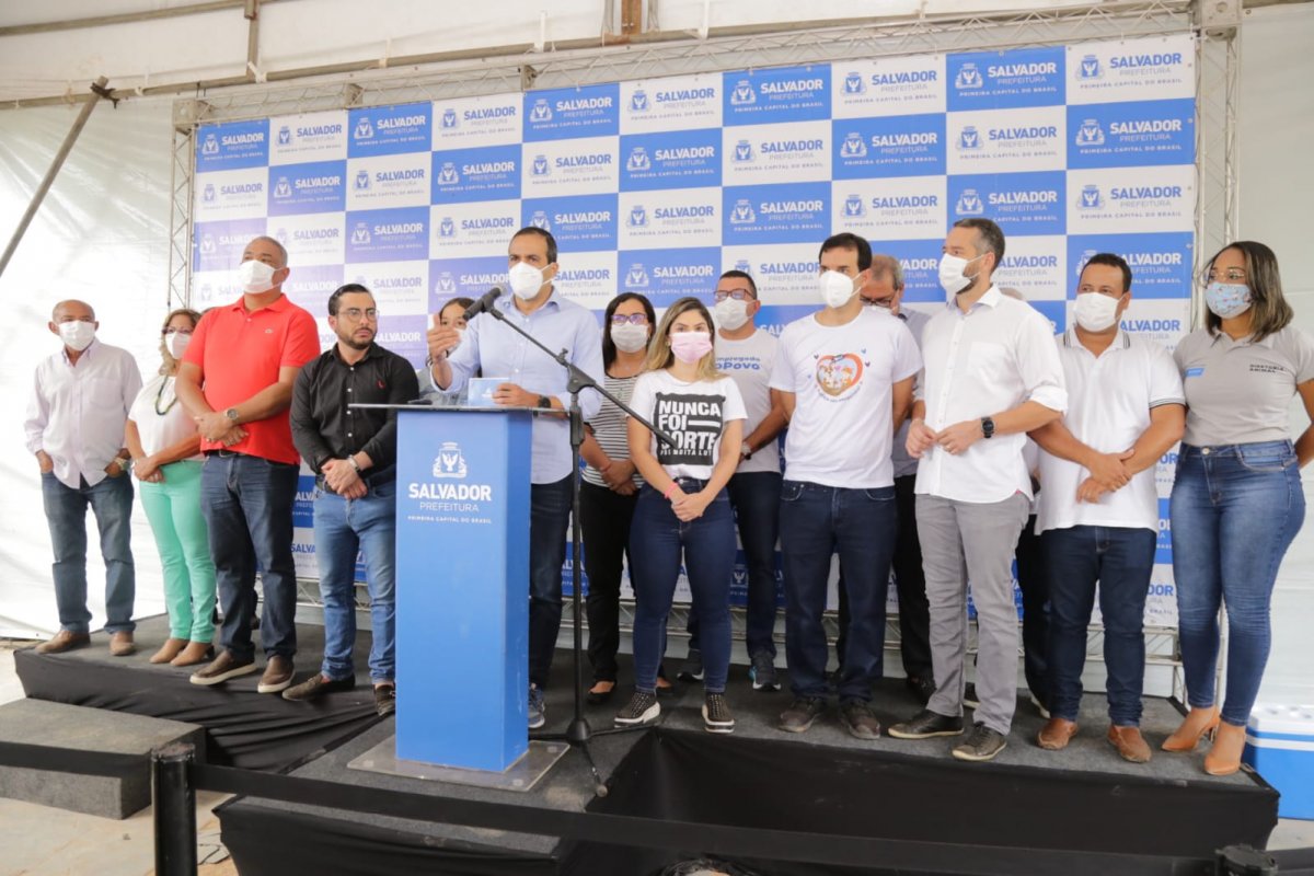 Bruno Reis anuncia construção de hospital veterinário em Salvador