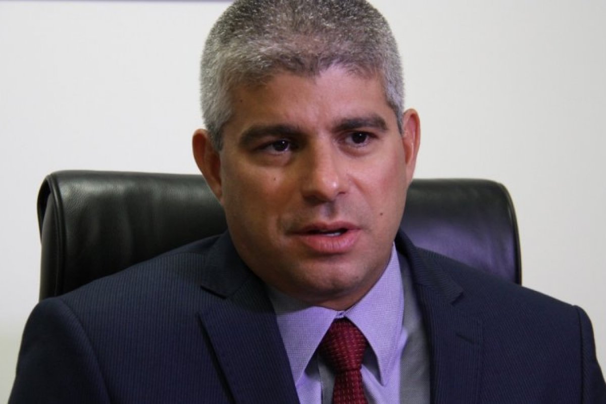 Secretário de Segurança diz que policiais estão em risco