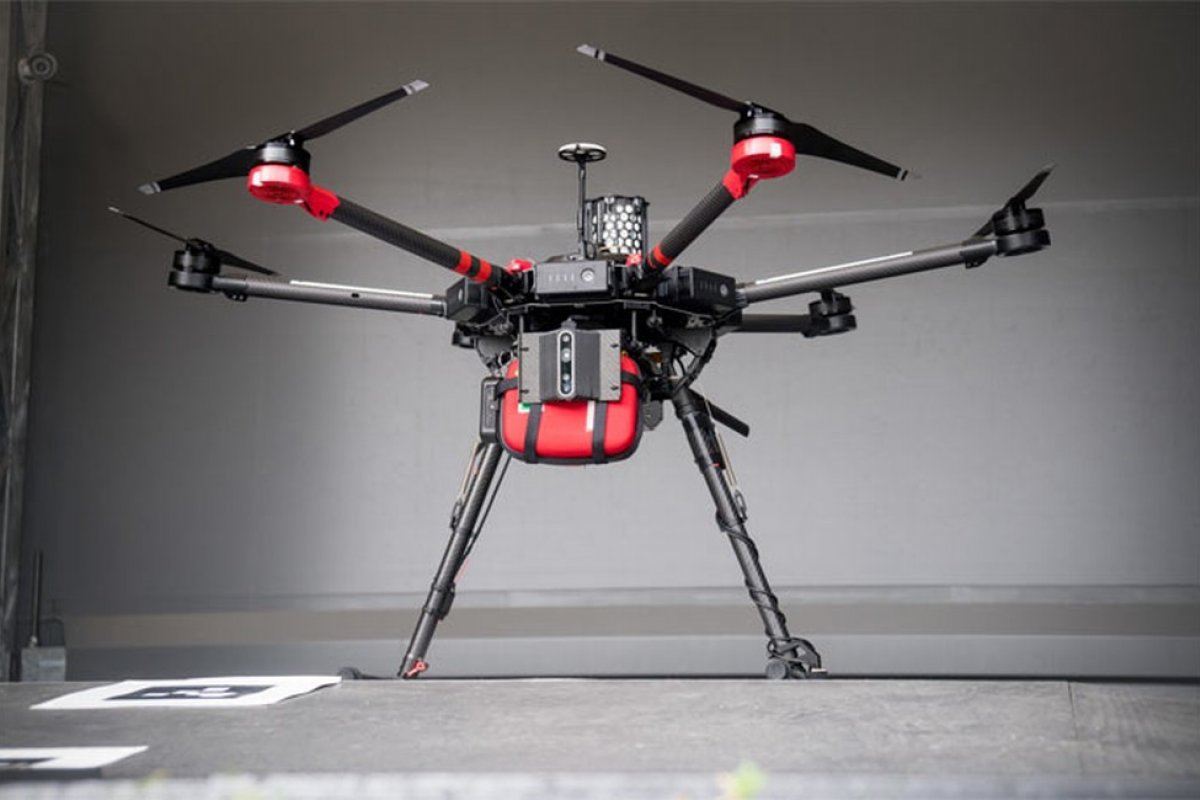 Homem é salvo por drone com desfibrilador após ataque cardíaco