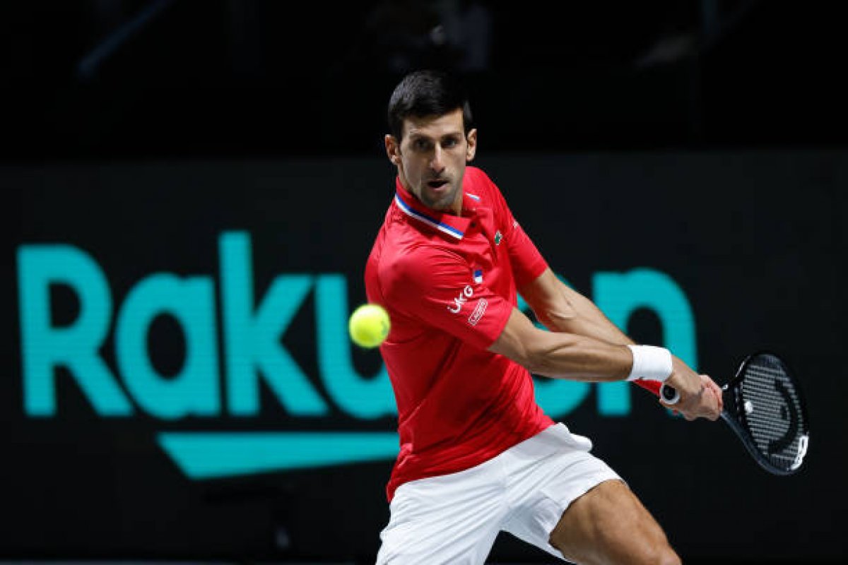 Novak Djokovic é liberado de detenção na Austrália