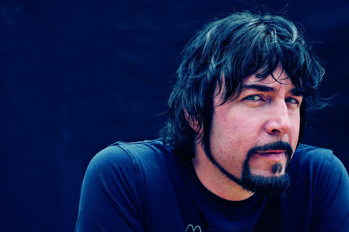 Império do vampiro: livro do best-seller Jay Kristoff chega ao Brasil