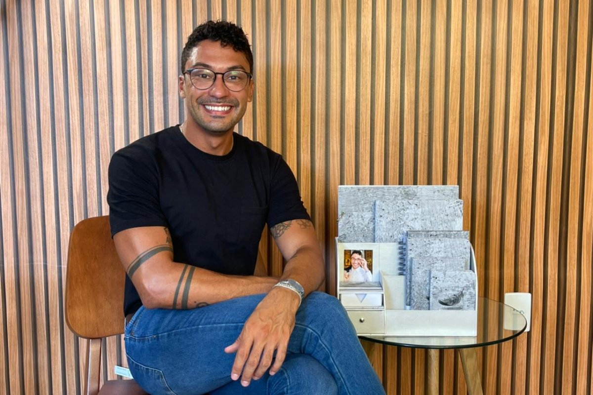 Rodrigo Almeida assina papelaria masculina 2022 da MINILAB