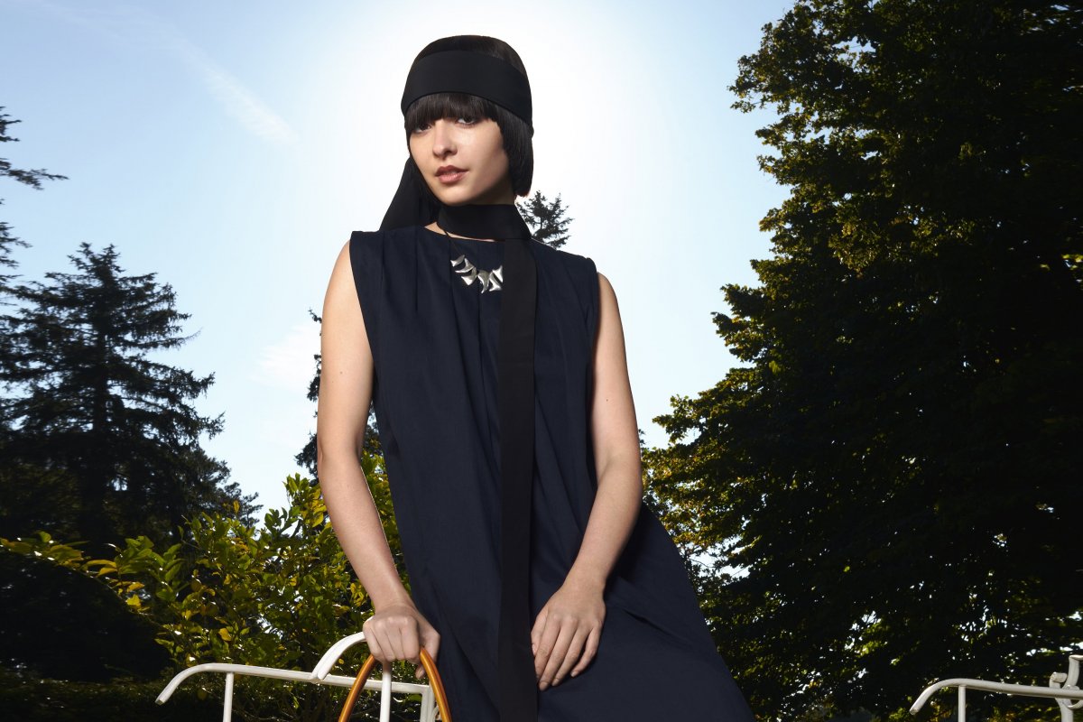 Salvatore Ferragamo apresenta sua campanha SS22, dirigida por Amalia Ulman