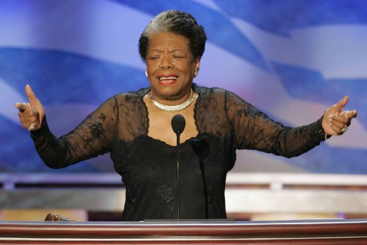 Poetisa e ativista Maya Angelou se torna a primeira mulher negra numa moeda americana