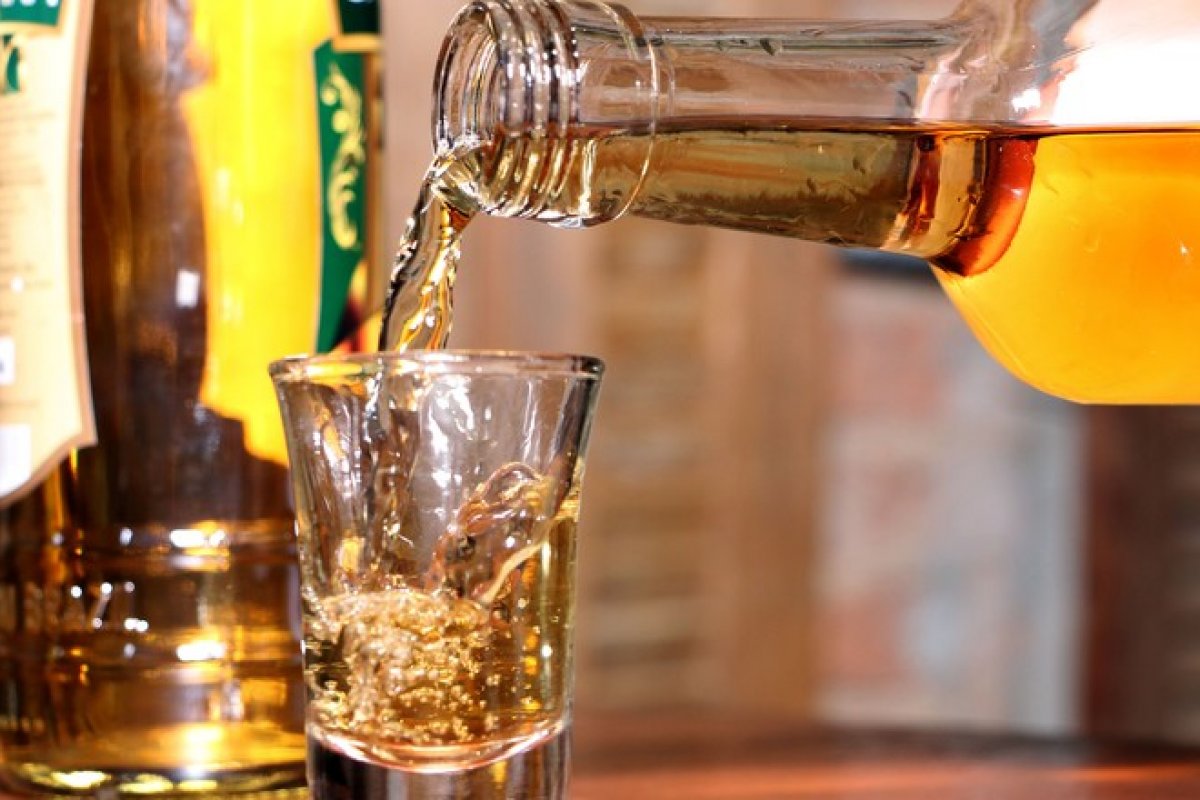 Exportação de cachaça cresce 30% em 2021