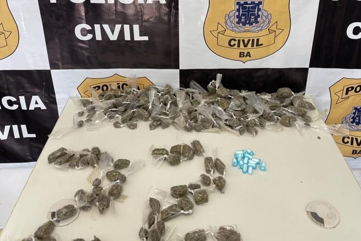 Homem é preso por tráfico de drogas em Simões Filho, na RMS