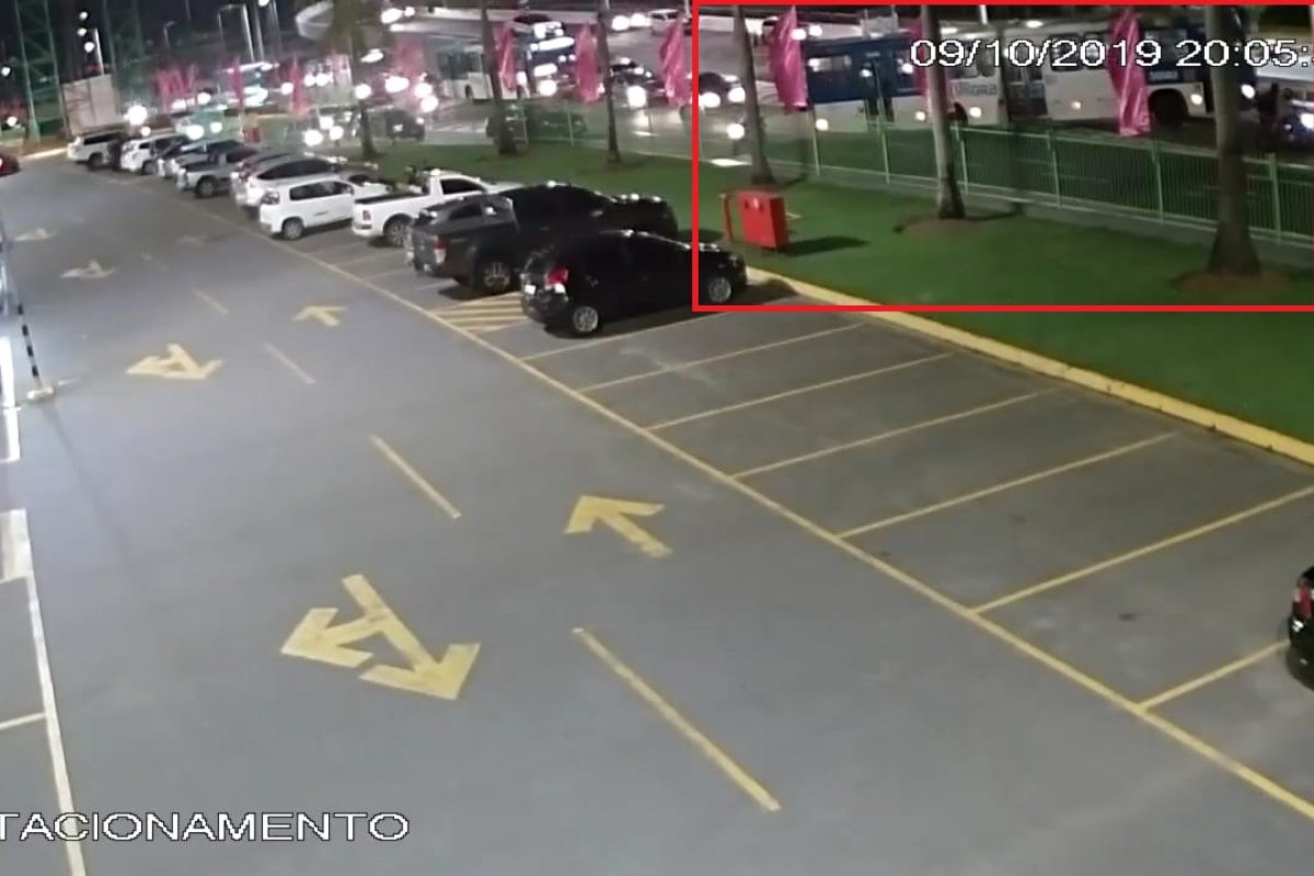 Um policial é preso suspeito de "terrorismo" em coletivos de Suburbana