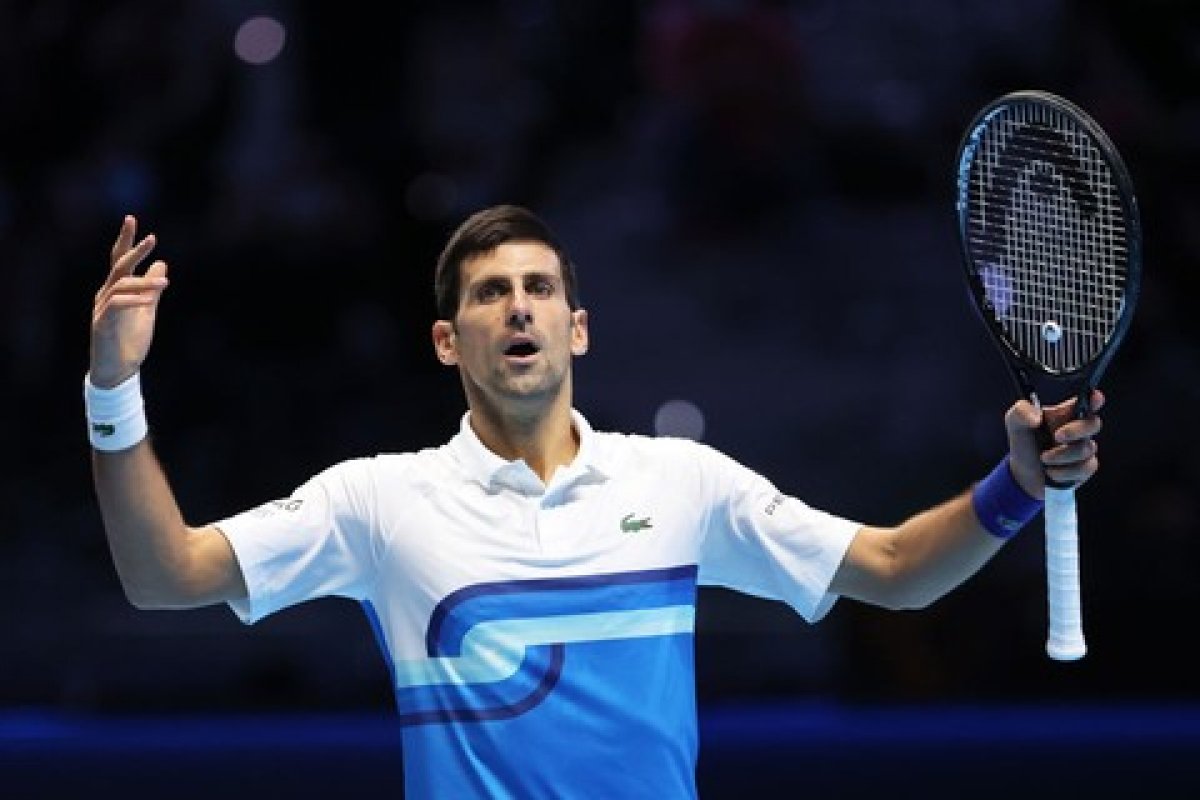 Novak Djokovic admite que cometeu "erros" para evitar deportação da Austrália