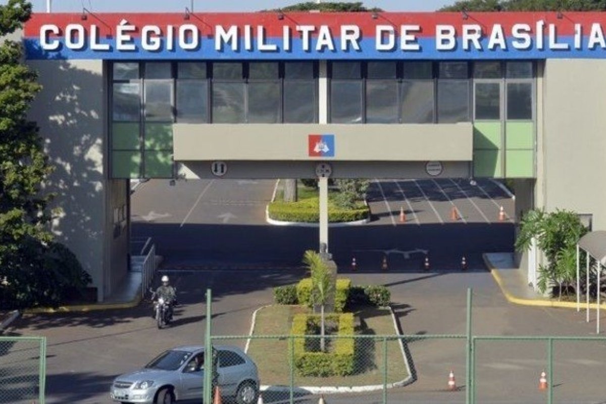 Militar é condenado e expulso das Forças Armadas por beijar aluna de 14 anos