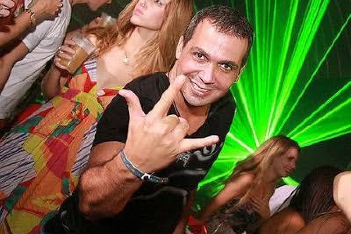 “Rei das Baladas de Goiânia” é encontrado morto em seu apartamento