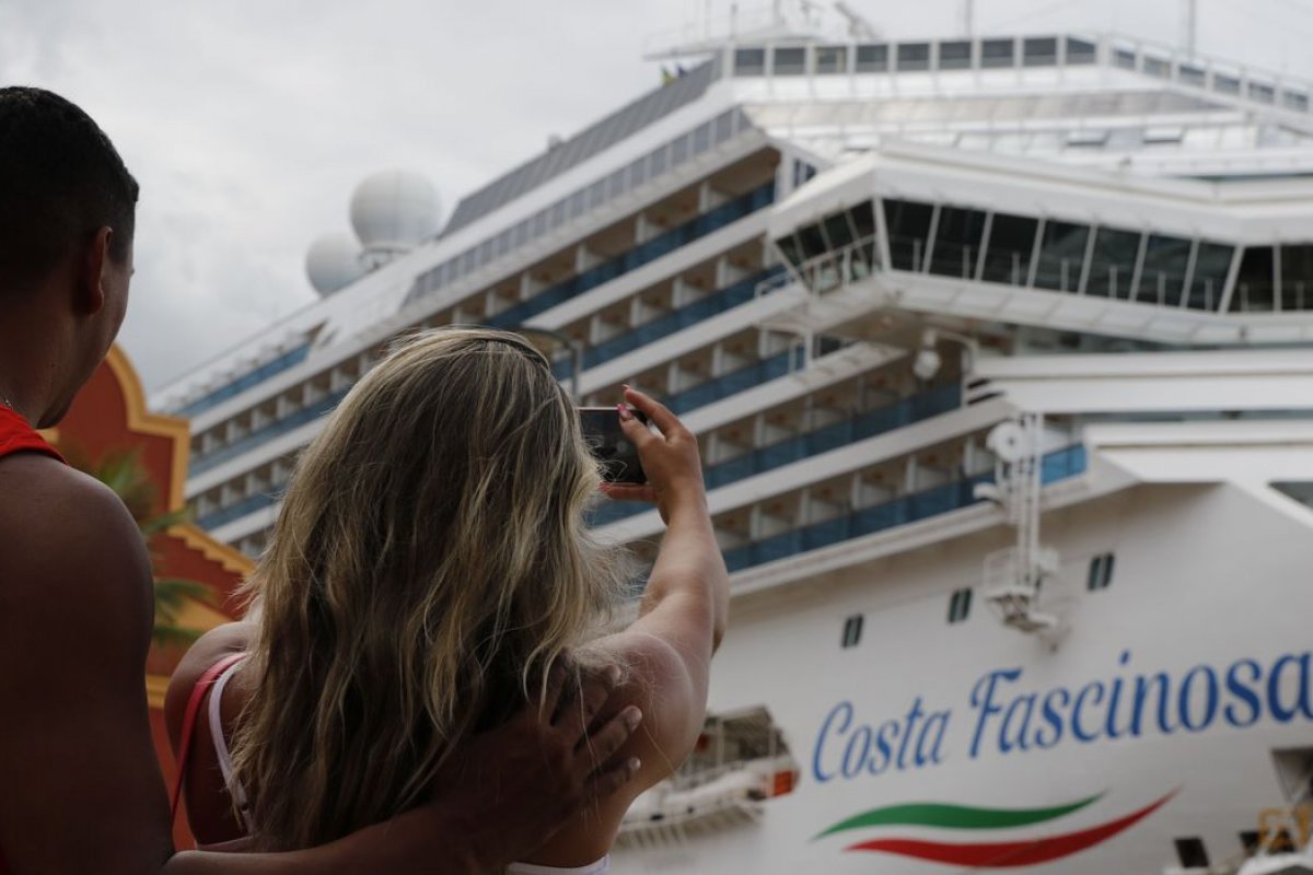 Anvisa recomenda suspensão definitiva da temporada de cruzeiros no Brasil