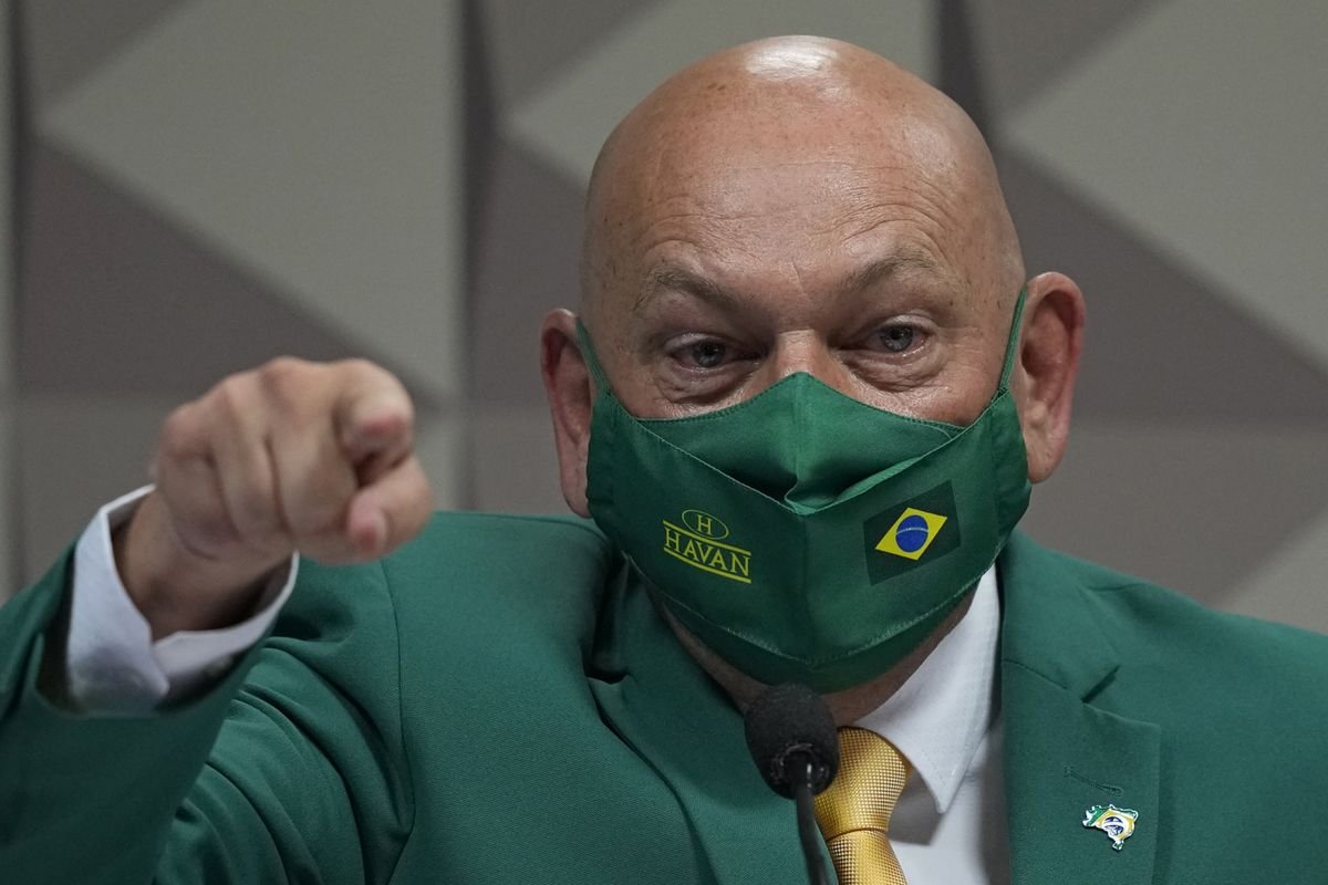 Luciano Hang tem conta no Twitter suspensa