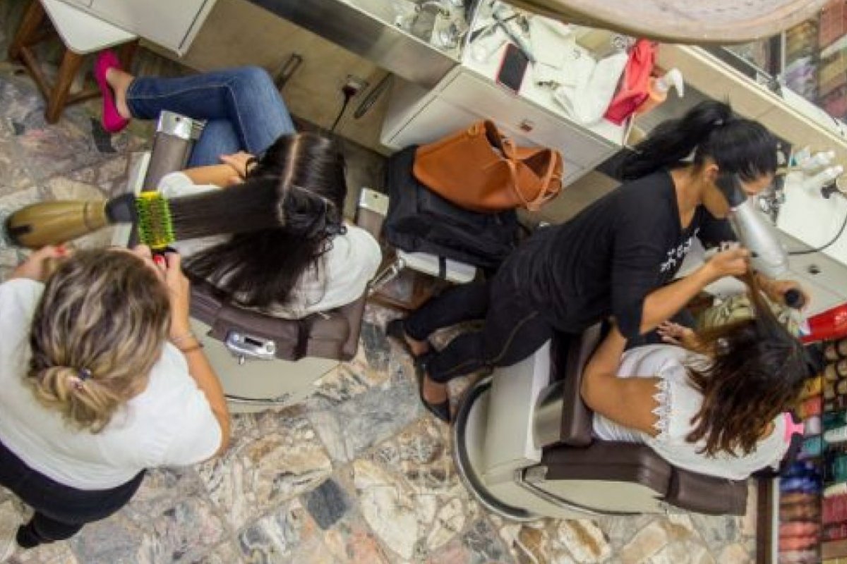 Volume de serviços prestados na Bahia cai 0,3% em novembro