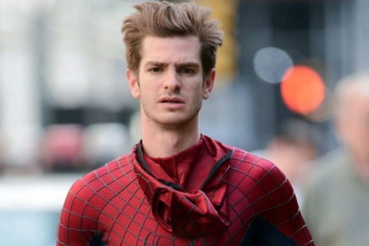 Andrew Garfield revela que perdeu pael em 'As Crônicas de Nárnia' por não ser 'bonito suficiente'