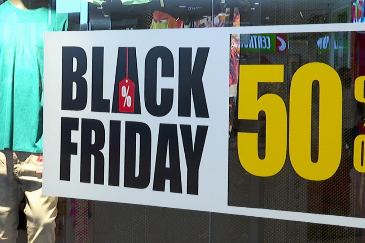 Black Friday impulsionou alta de 0,6% do comércio em novembro, aponta IBGE