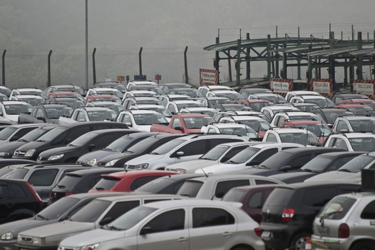Vendas financiadas de veículos alcançaram alta de 6,4% em 2021